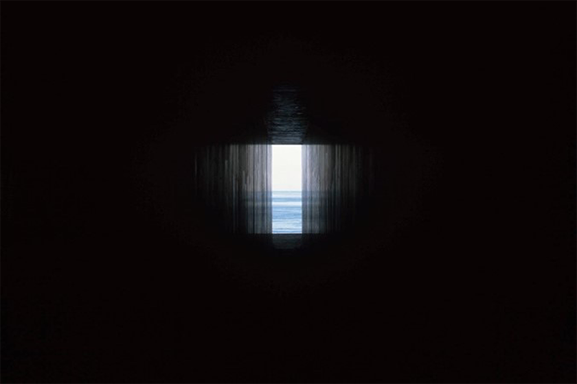 杉本博司はなぜ「護王神社」に石室をつくったのか?